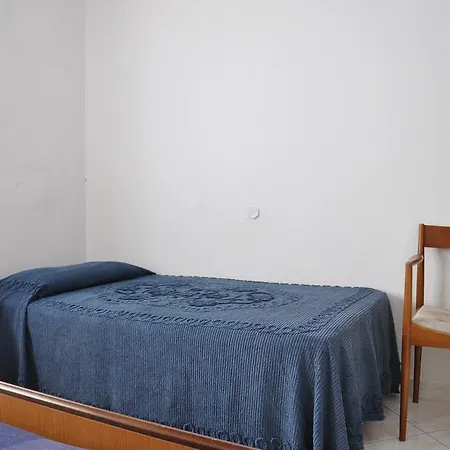 Apartamento In 16872